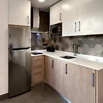 Cozy Modern With Pool In *