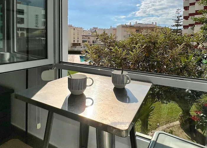 Cozy Modern With Pool In Apartament Nerja